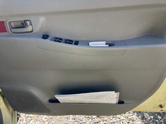 DAIHATSU MOVE CONTE 2011 Image 31