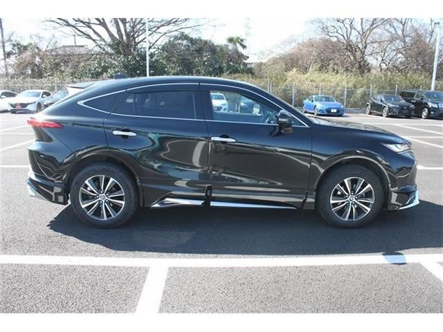 TOYOTA HARRIER HYBRID 2023 Image 31