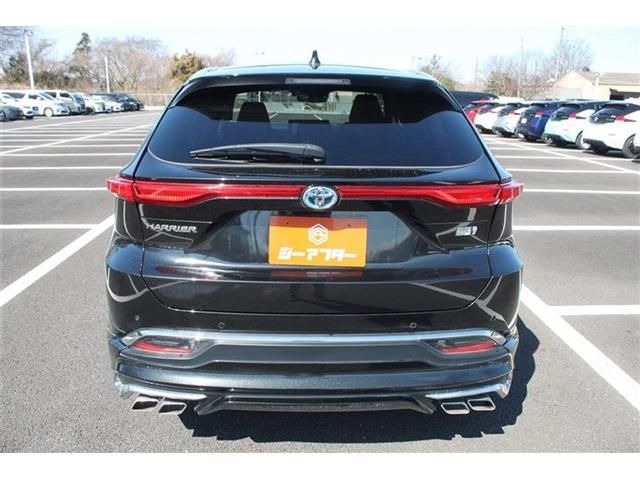 TOYOTA HARRIER HYBRID 2023 Image 31