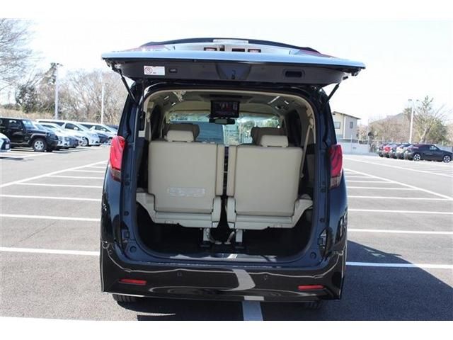 TOYOTA ALPHARD HYBRID 4WD 2015 Image 31