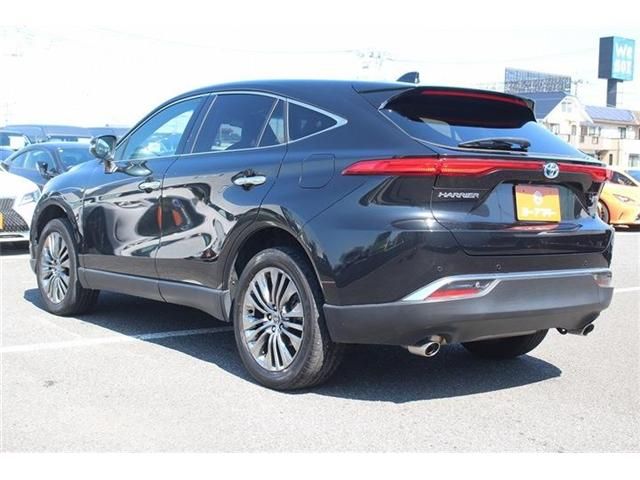 TOYOTA HARRIER HYBRID 2023 Image 31