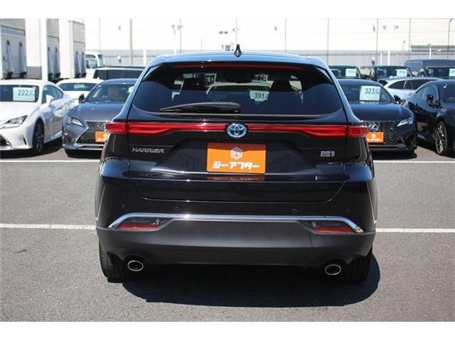 TOYOTA HARRIER HYBRID 2023 Image 31