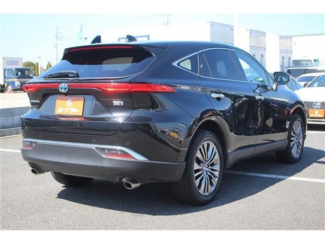 TOYOTA HARRIER HYBRID 2023 Image 31