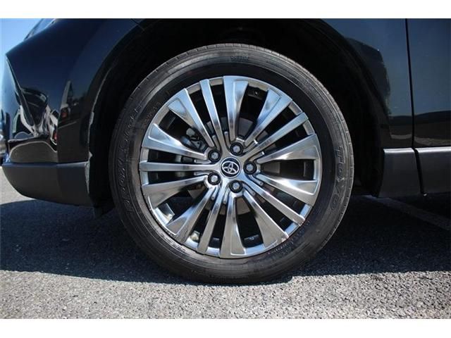 TOYOTA HARRIER HYBRID 2023 Image 31