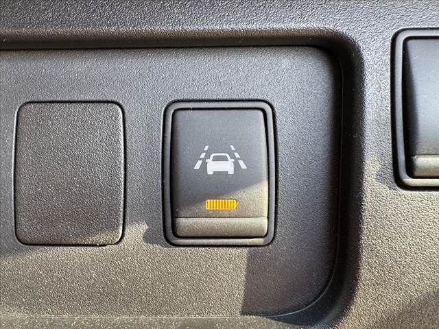 NISSAN SERENA  S-HYBRID 2014 Image 31