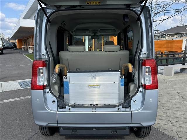 DAIHATSU TANTO 2015 Image 31