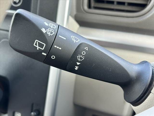 DAIHATSU TANTO 2015 Image 31