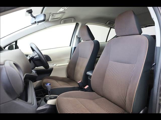 TOYOTA AQUA 2012 Image 31