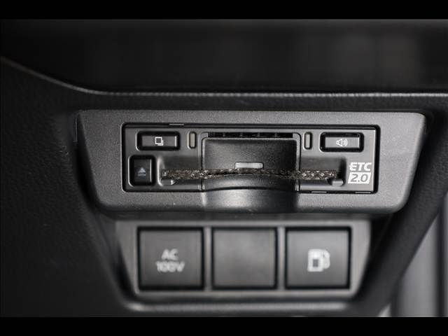 TOYOTA PRIUS 2023 Image 31