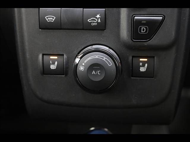 TOYOTA C+POD 2022 Image 31