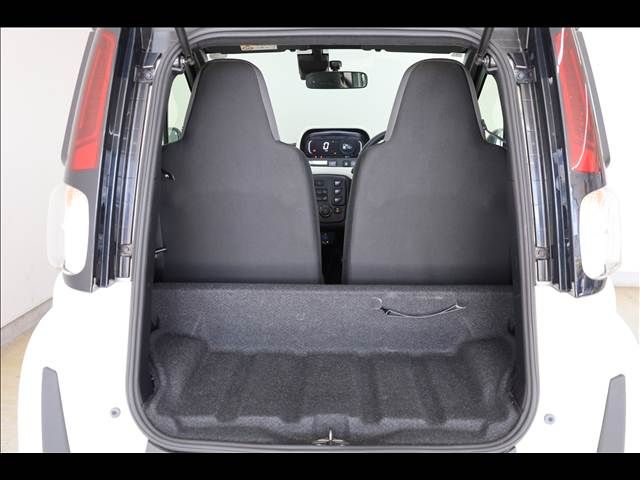 TOYOTA C+POD 2022 Image 31