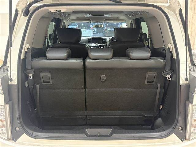 NISSAN ELGRAND 2014 Image 31