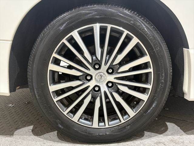 NISSAN ELGRAND 2014 Image 31