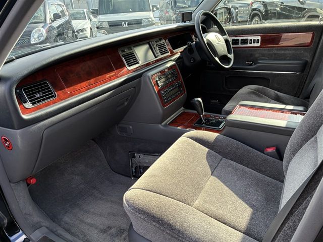 TOYOTA CENTURY 2015 Image 31