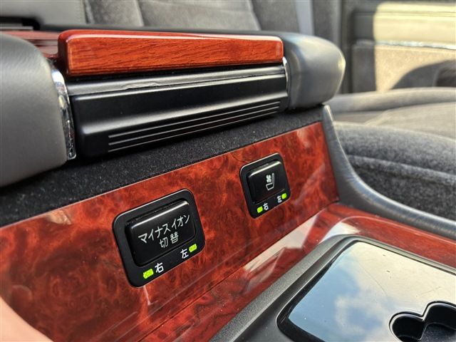 TOYOTA CENTURY 2015 Image 31