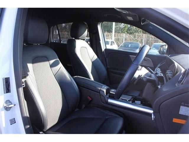 MERCEDES BENZ GLA CL 2021 Image 31