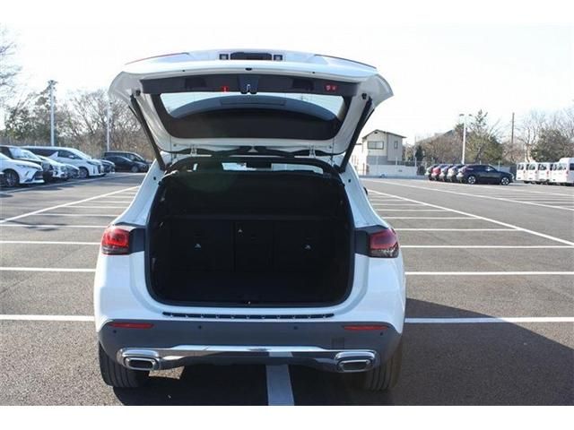 MERCEDES BENZ GLA CL 2021 Image 31