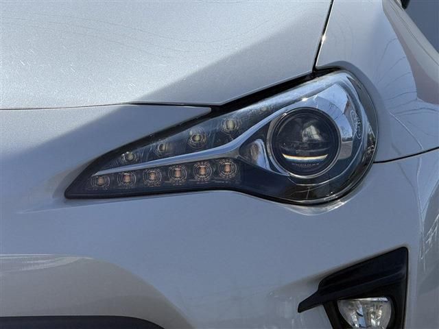 TOYOTA 86 2017 Image 31