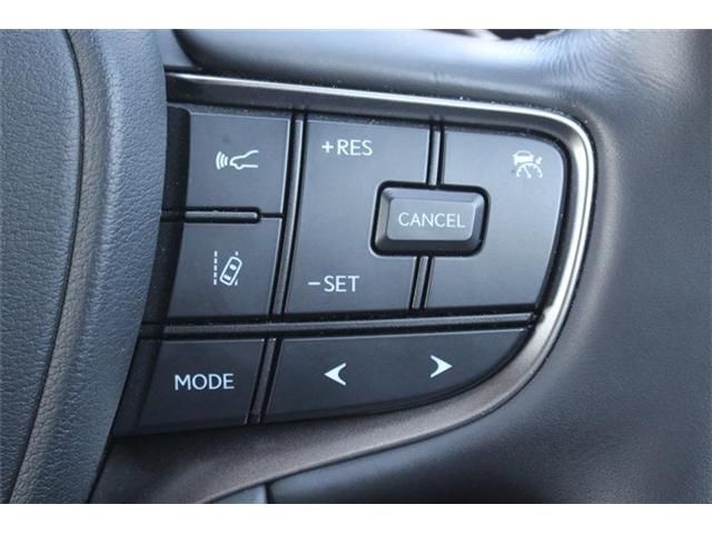 TOYOTA LEXUS UX300E 2021 Image 31