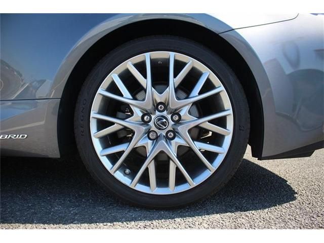 TOYOTA LEXUS RC300H 2019 Image 31