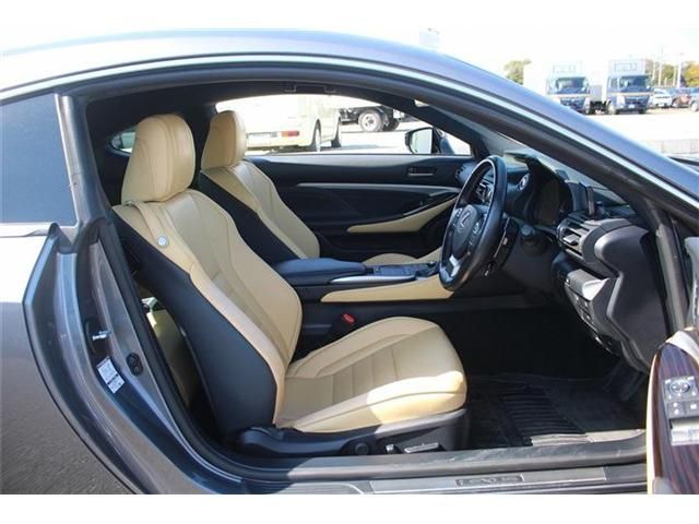 TOYOTA LEXUS RC300H 2019 Image 31