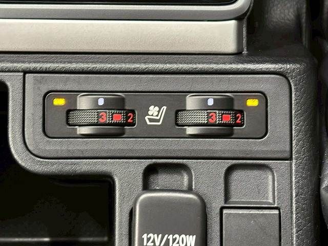 TOYOTA LANDCRUISER PRADO 2022 Image 31