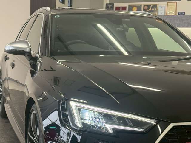 AUDI RS4 AVANT 2019 Image 31