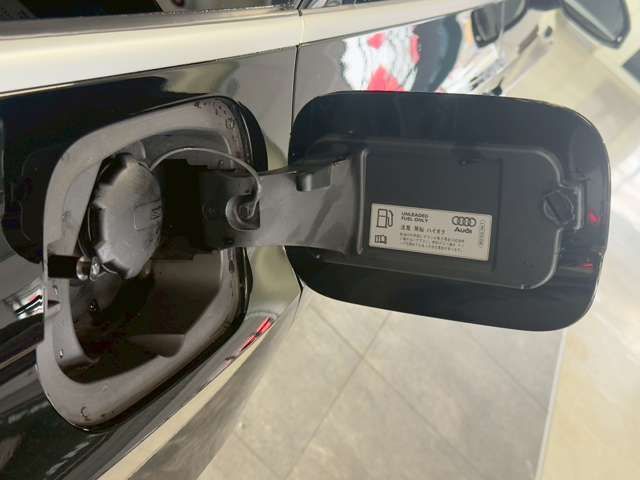 AUDI RS4 AVANT 2019 Image 31