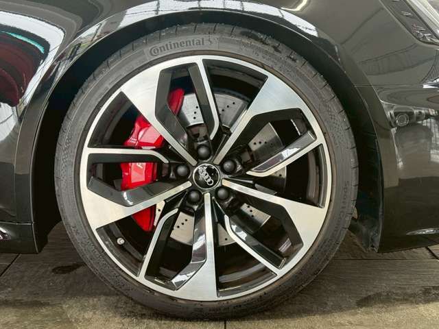 AUDI RS4 AVANT 2019 Image 31