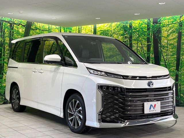 TOYOTA VOXY HYBRID 2025 Image 31