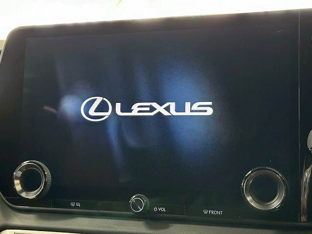 TOYOTA LEXUS RX500H 2023 Image 31