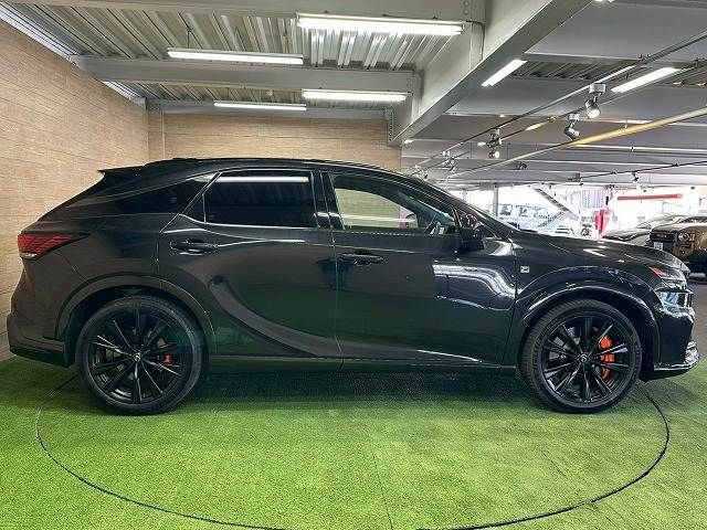 TOYOTA LEXUS RX500H 2023 Image 31