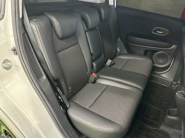 HONDA VEZEL HYBRID 2020 Image 31