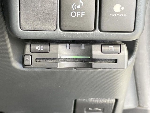 TOYOTA AQUA 2013 Image 31