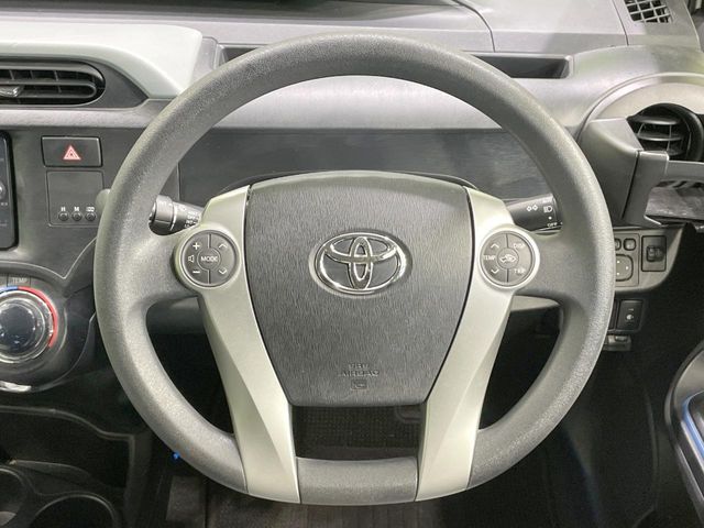 TOYOTA AQUA 2013 Image 31