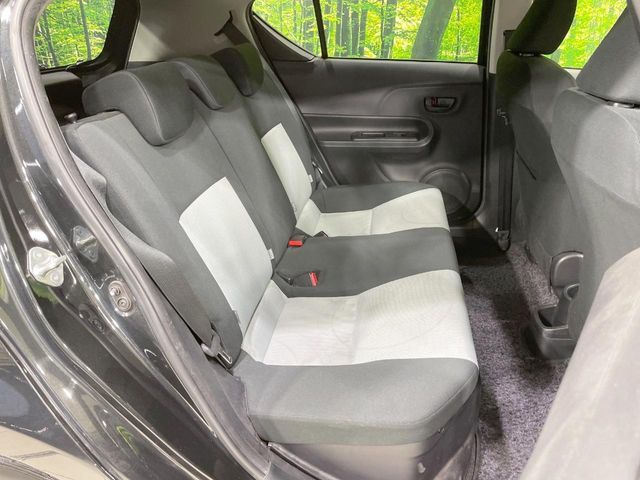 TOYOTA AQUA 2013 Image 31