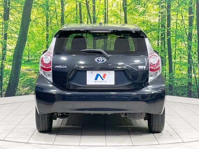 TOYOTA AQUA 2013 Image 31