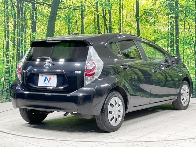 TOYOTA AQUA 2013 Image 31