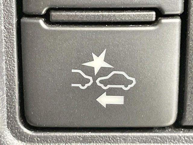 TOYOTA VOXY 2021 Image 31