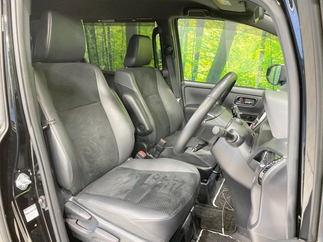 TOYOTA VOXY 2021 Image 31