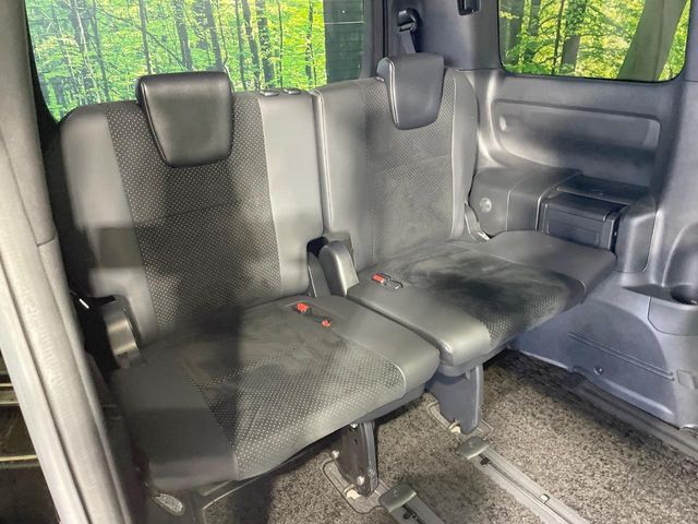 TOYOTA VOXY 2021 Image 31