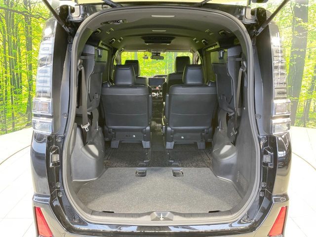 TOYOTA VOXY 2021 Image 31