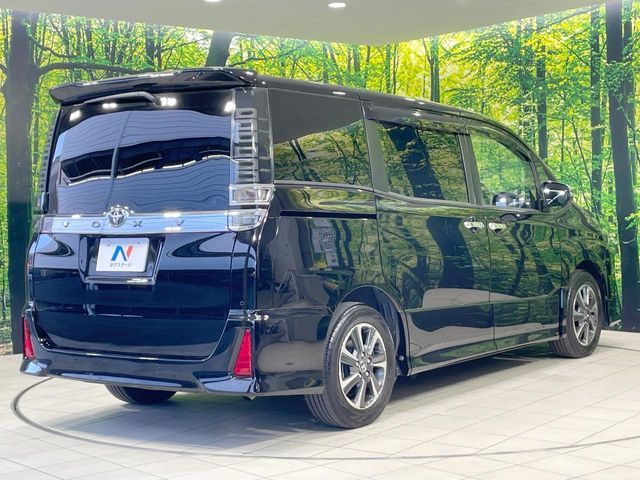 TOYOTA VOXY 2021 Image 31