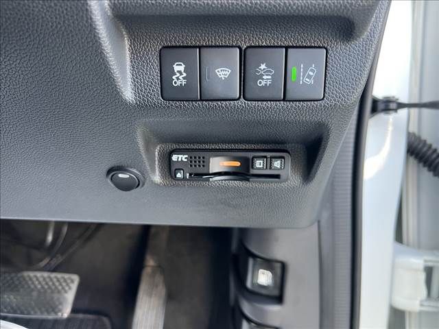 HONDA FREED PLUS HYBRID 2017 Image 31