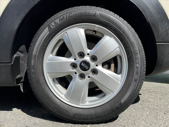 BMW MINI COOPER D 5D 2018 Image 31