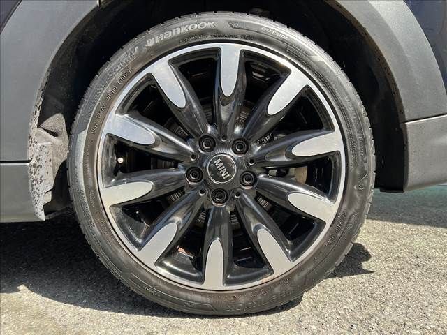 BMW MINI COOPER D 5DOOR 2024 Image 31