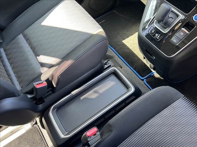 NISSAN SERENA  WG 2021 Image 31