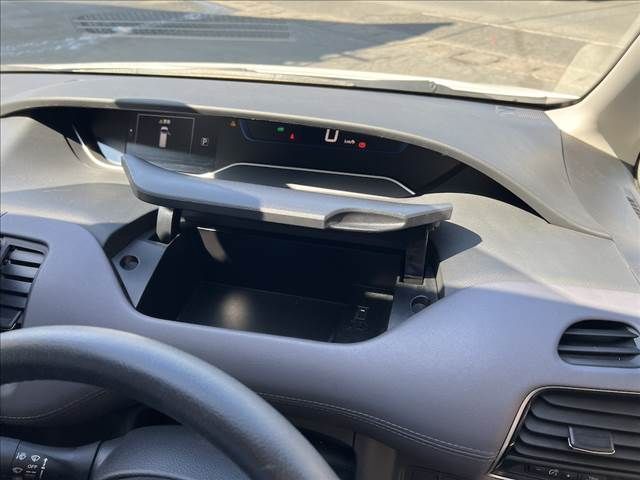 NISSAN SERENA  WG 2021 Image 31