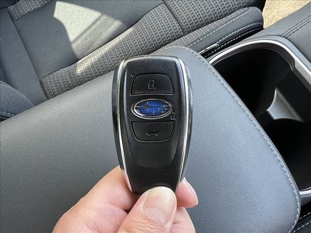 SUBARU LEGACY OUTBACK 2023 Image 31