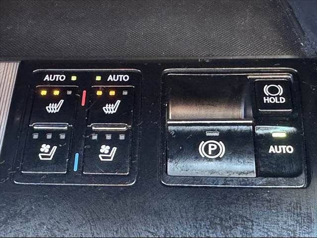 TOYOTA LEXUS RX450H AWD 2019 Image 31